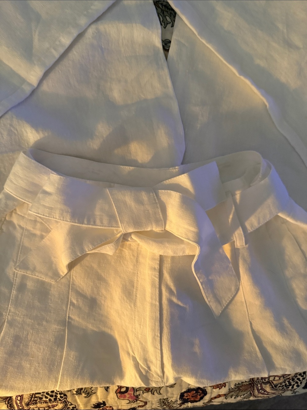 Chico’s White Wide-Leg Linen Pants with Self Tie Waist